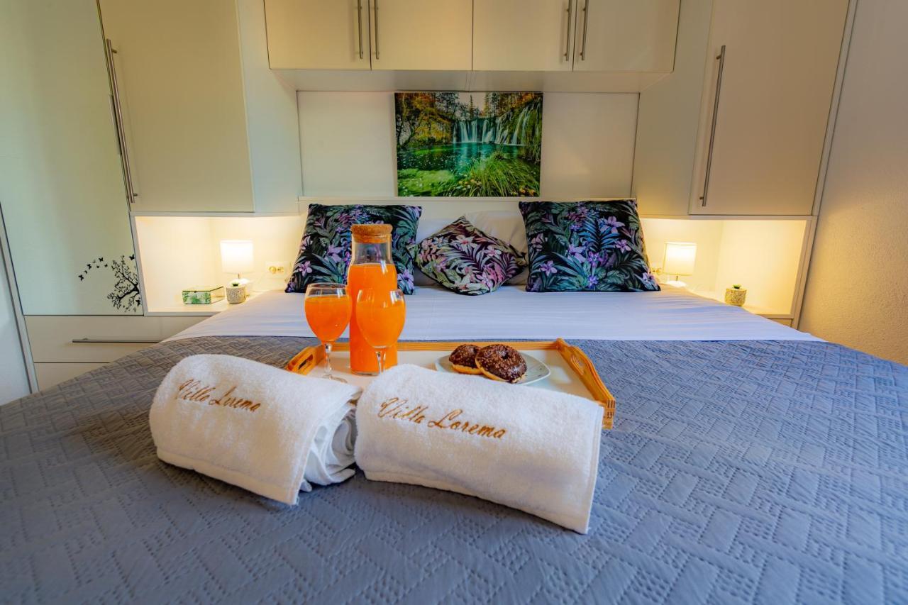 Villa Lorema-Pet Friendly On 5000 Sqm Garden,Pool, Jacuzzi, Billiard&Ps5 Sveti Filip i Jakov Exterior photo